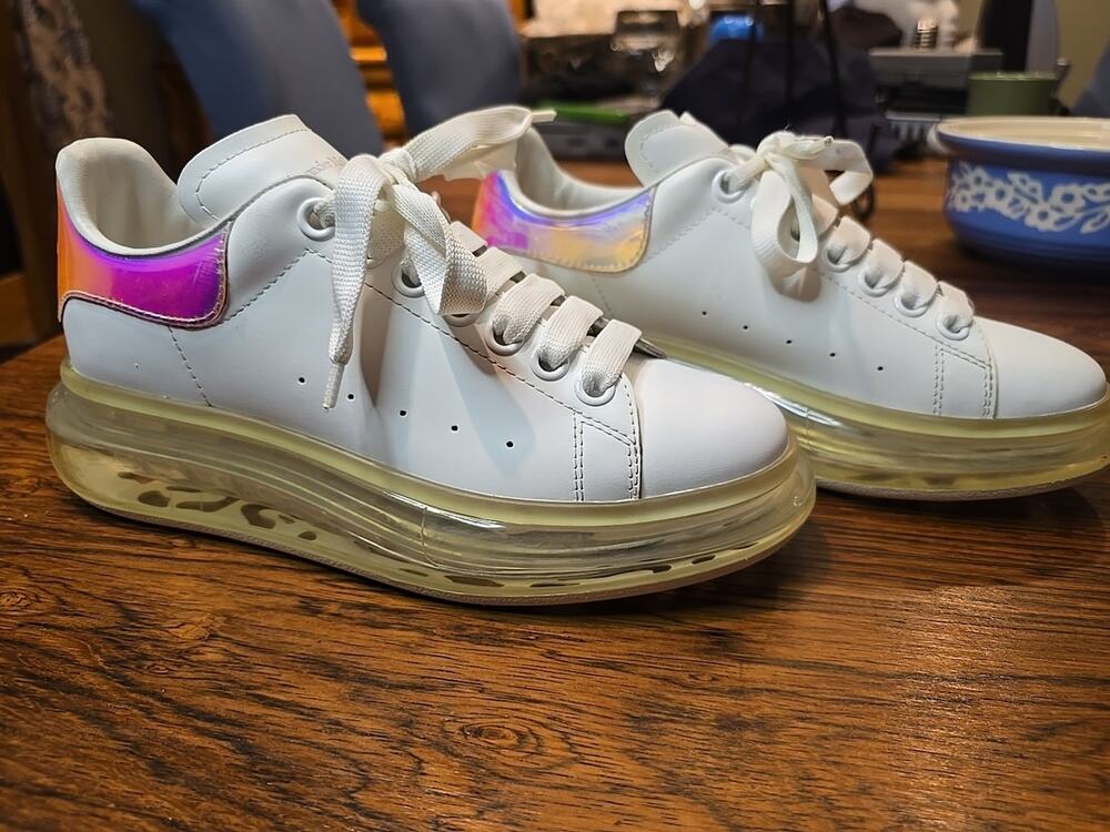 Alexander McQueen Oversized Sneakers Clear Sole Iridescent Size 37.5 D US7